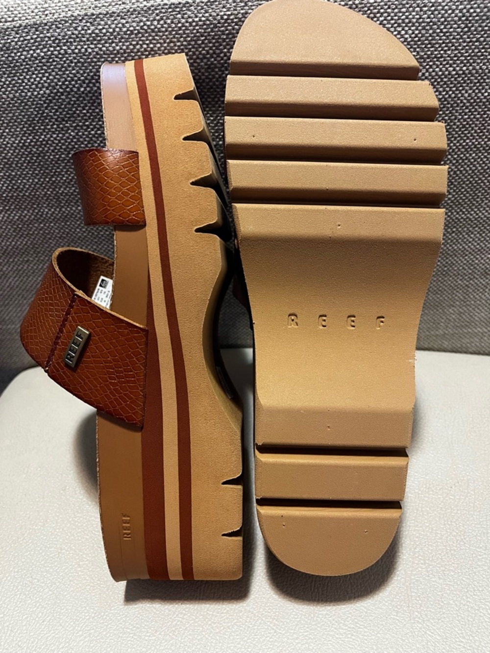 Reef Cushion Vista Higher Cognac Dual-Strap Platform Slide Women’s Size 9 - Picture 8 of 9